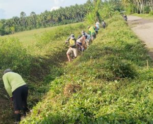 Tak Ingin Tutup Mata, Para Pengusaha Tambang Bantu Petani Keruk Sedimentasi