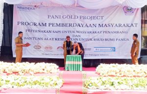 Melalui Program Pemberdayaan, PT PETS Bagikan Ratusan Bantuan Ekor Sapi