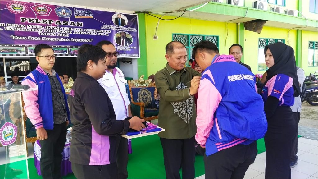 Disaksikan Bupati Pohuwato,132 Mahasiswa Unipo Siap Turun KKN
