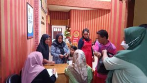 Pani Gold Project Bantu Masyarakat Bumi Panua Lewat Pasar Murah