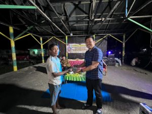 Walapun Sederhana, Akbar Baderan Ikut Memeriahkan Gebyar Ketupat di Desa Dulomo