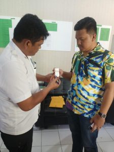 Lengkapi Persyaratan Pencalonan, Akbar Baderan Tes Urine