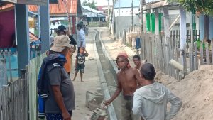 Jawab Kehawatiran Warganya, Kades Pohuwato Bangun Saluran Air