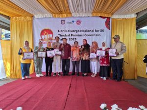 Peringati Harganas Tingkat Provinsi, Program ” Te Uti Motota” Oleh Kecamatan Lemito Raih juara 1.
