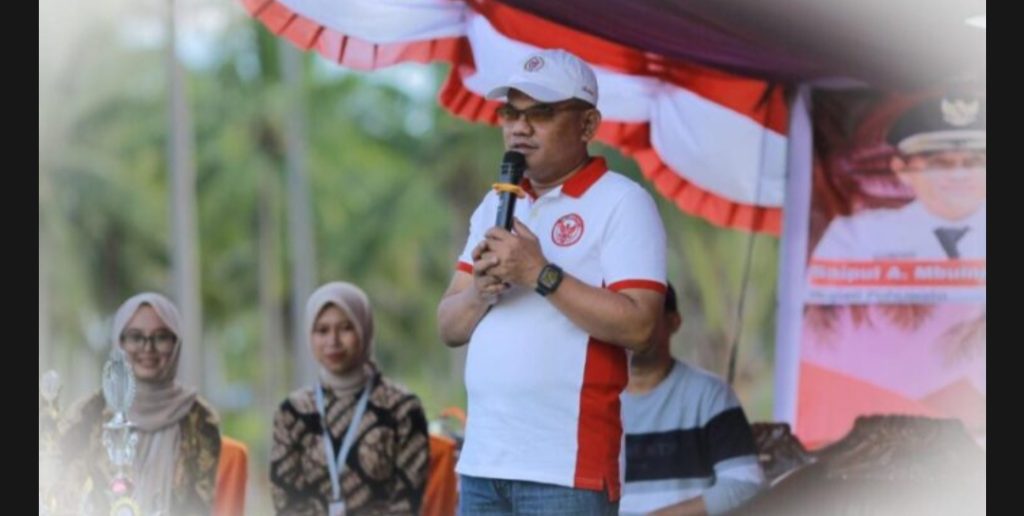 Ketua Nasir Giasi Hadiri HUT Desa Palopo ke-15