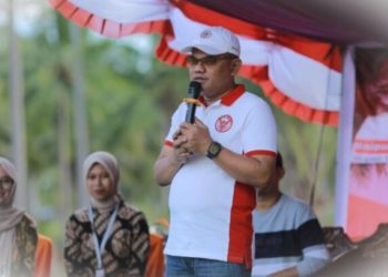 Ketua Nasir Giasi Hadiri HUT Desa Palopo ke-15