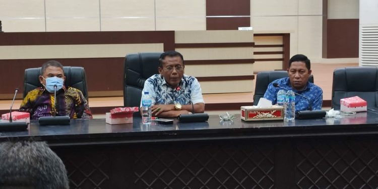 Idris Mempertanyakan Progres Pekerjaan Irigasi yang Belum Mencapai 100% Hingga Desember 2023.