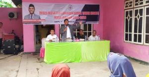 Mohamad Afif  Berikan Bantuan Langsung untuk Pembangunan Plat Deker di Desa Buhu Jaya
