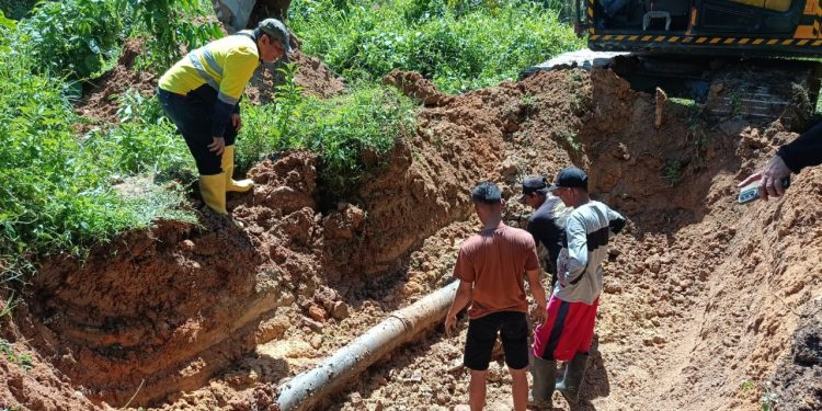 Krisis Air Bersih, Pani Gold Project Bantu PDAM Perbaiki Jaringan Pipa