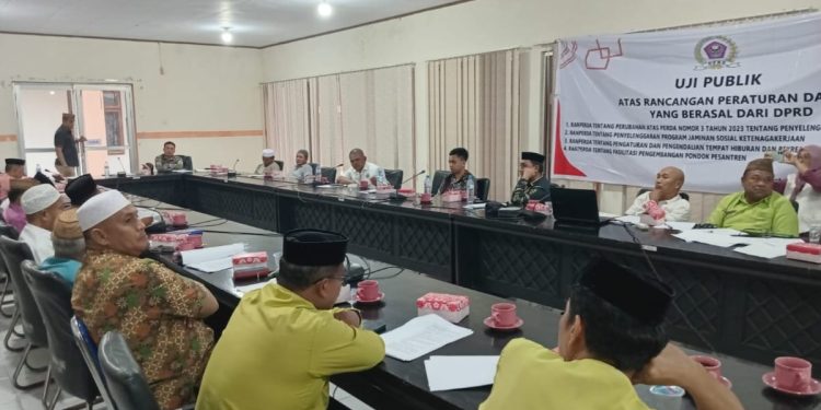 DPRD Pohuwato Lanjutkan Uji Publik Ranperda Tempat Hiburan dan Rekreasi