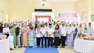 Ratusan Bidan Ikuti Webinar Nasional HKN 2025 di Pohuwato