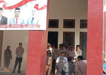 Beni Nento Sambut Demonstran dan Janji Gelar RDP Bahas Masalah Lingkungan