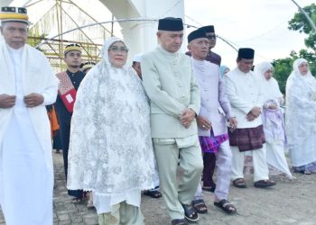 Ribuan Jemaah Padati Masjid Agung Baiturrahim, Idulfitri di Pohuwato Penuh Khidmat