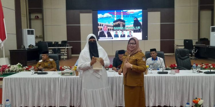 55 Jemaah Haji Pohuwato Siap Berangkat, 12 di Antaranya ASN