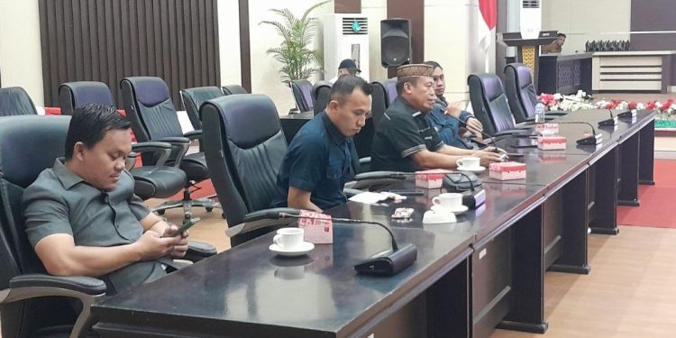 Opsen Pajak Kendaraan Jadi Sorotan, DPRD Pohuwato Panggil Sejumlah Perusahaan