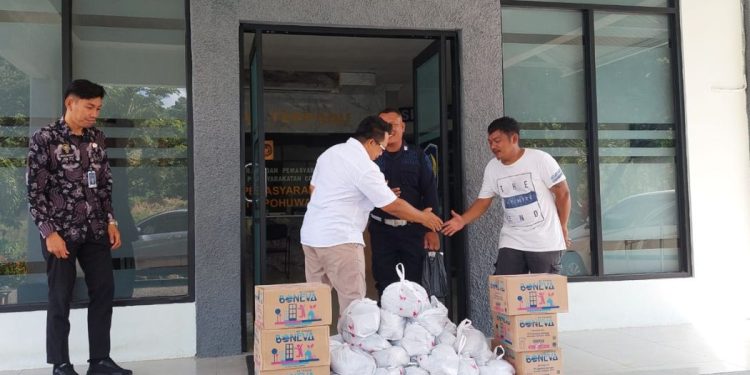 Rutin Berbagi di Lapas Pohuwato, Jumat Berkah YR TIM Disambut Antusias Warga Binaan