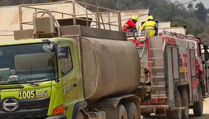 PGM Bantu Upaya Padamkan Kebakaran di Hulawa