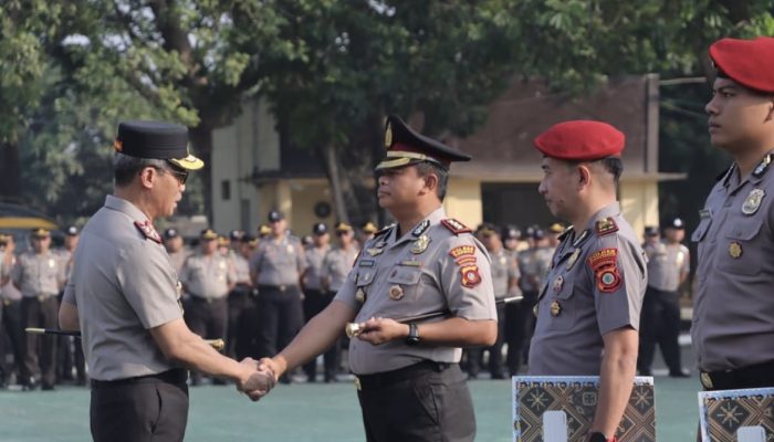 Tindak 30 Kasus PETI, Kapolres Pohuwato Bersama 25 Personel Terima Penghargaan Kapolda Gorontalo
